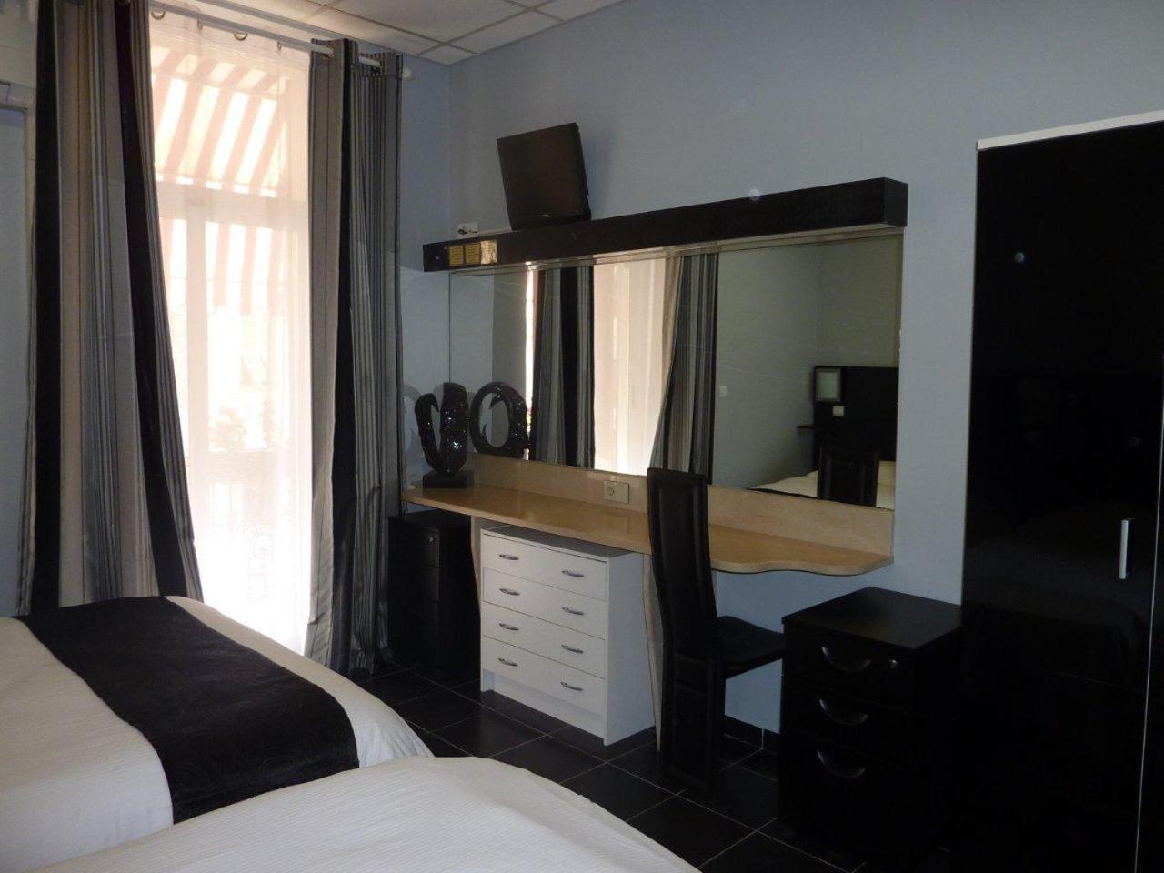 Hotel Villa Boeri Бюсолей Екстериор снимка